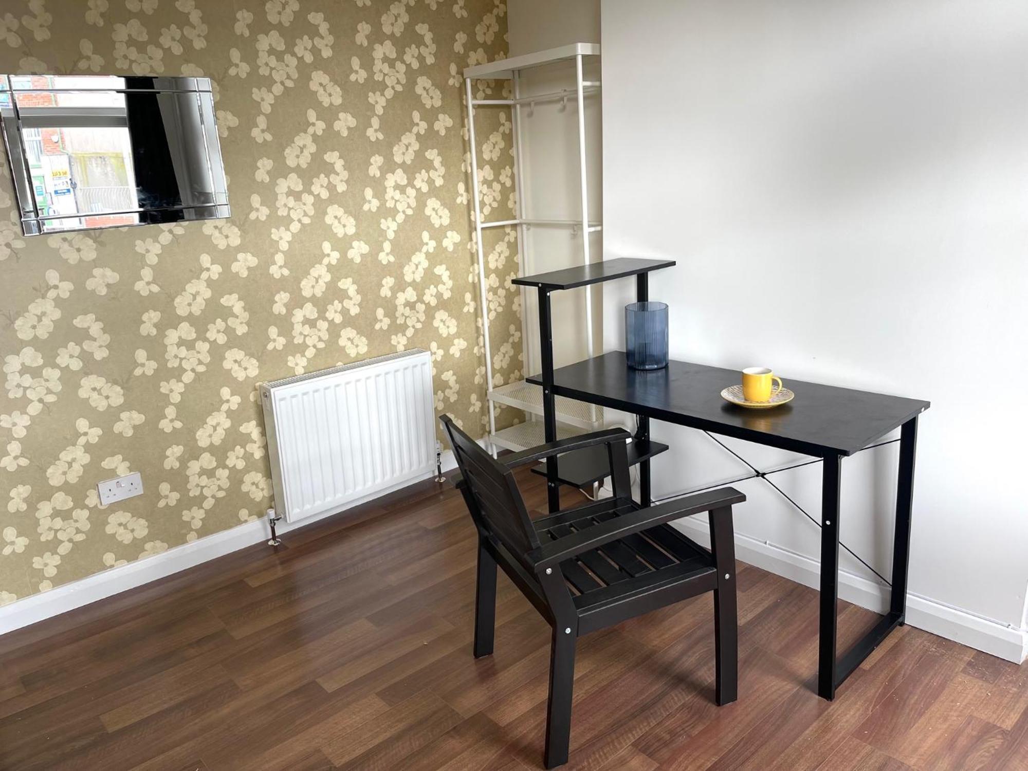 Entire Yellowapt Near Belfast City Centre - Free Parking - Up To 3 Guests - 2 Beds Extérieur photo